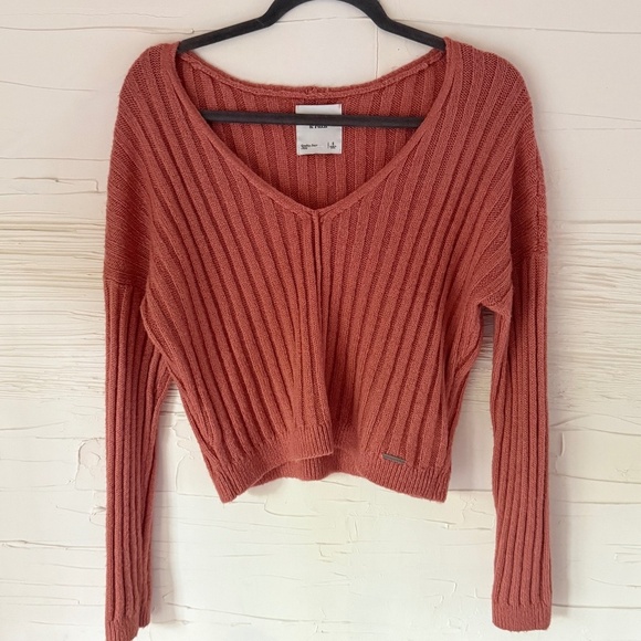 Abercrombie | Size Small | Ribbed V-Neck Sweater - Picture 1 of 5